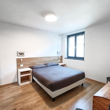 Malè Suite Svaizer Con Giardino Privato מראה חיצוני תמונה
