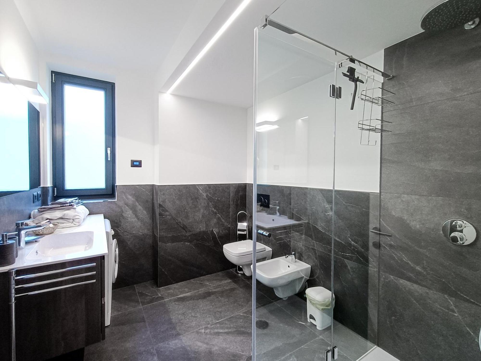 Malè Suite Svaizer Con Giardino Privato מראה חיצוני תמונה
