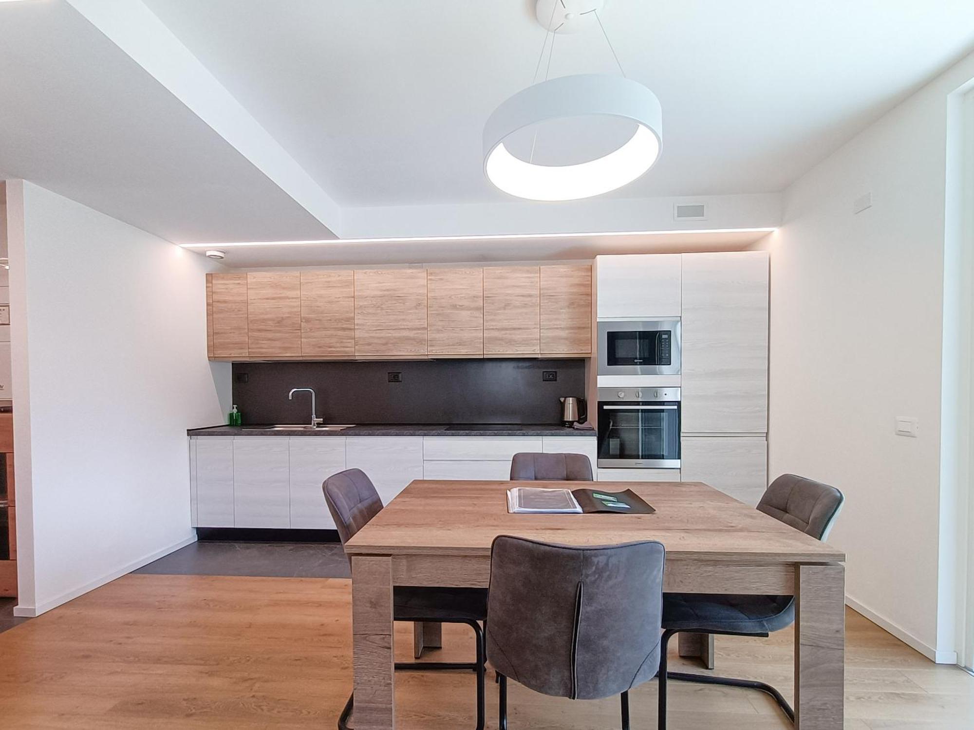 Malè Suite Svaizer Con Giardino Privato מראה חיצוני תמונה